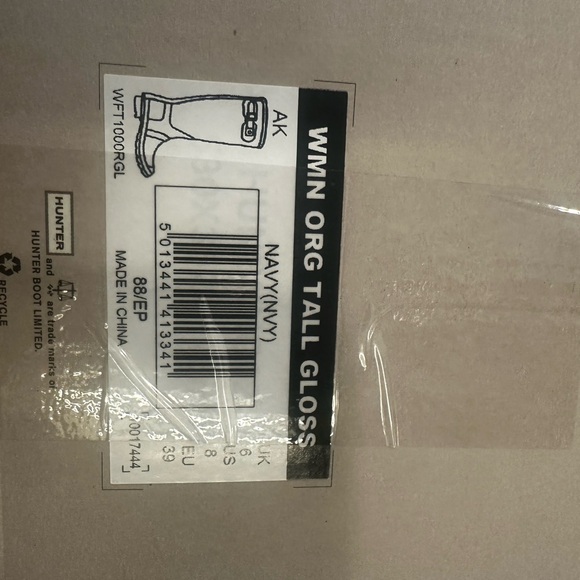 Hunter rain boots in good used condition with boot socks - Picture 5 of 5